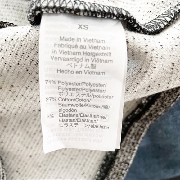 J. Crew 365 Bouclé Peplum blouse gray sleeveless - Picture 5 of 6